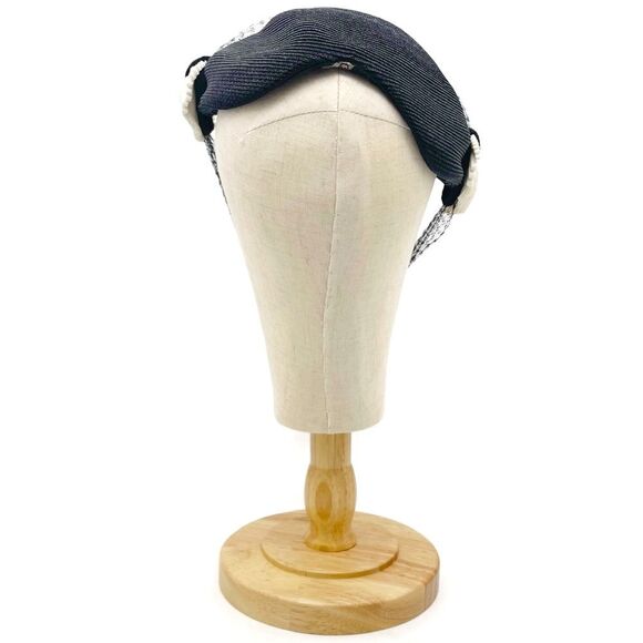 Vintage 50s Tilt Hat Black & Cream Straw Close Style Fascinator Black Mesh Veil - Picture 7 of 16